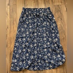 Above knee dark blue floral skirt